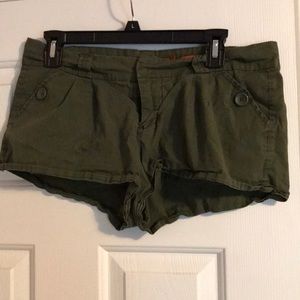 Green khaki booty shorts